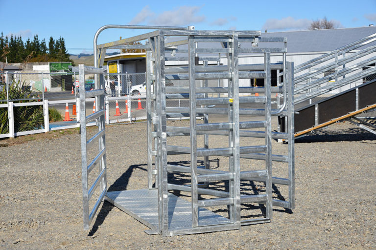 Cattle Weigh Crate Taylor Made Gates
