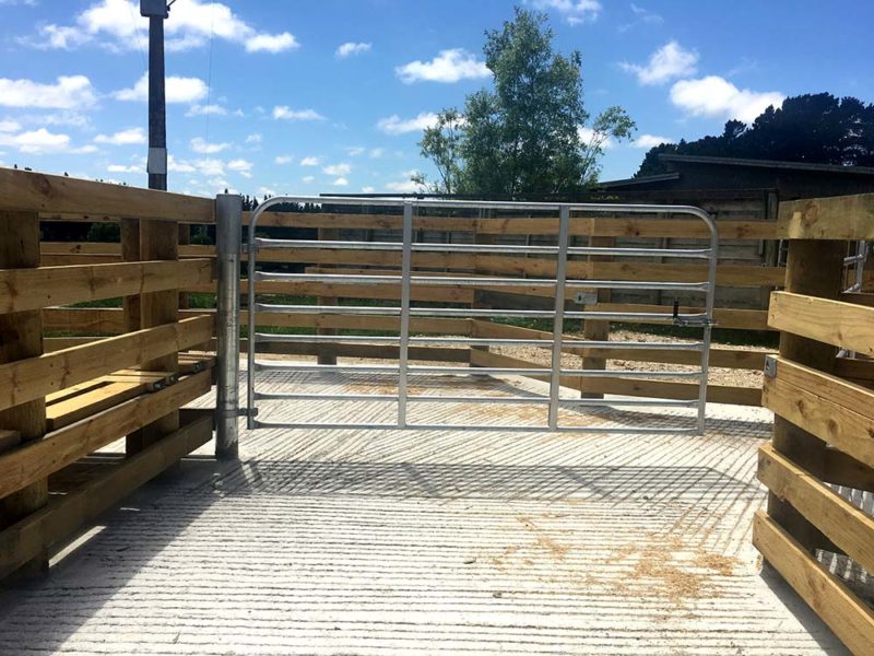 Pole Gate Assembly and Cattle Gate