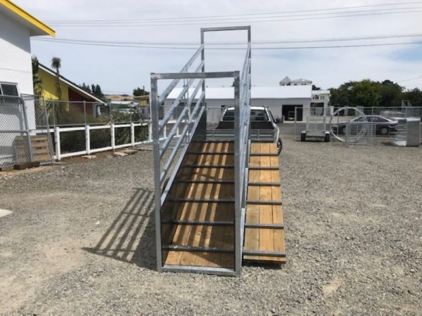 Portable Cattle Load Ramp – Taylor Made Gates